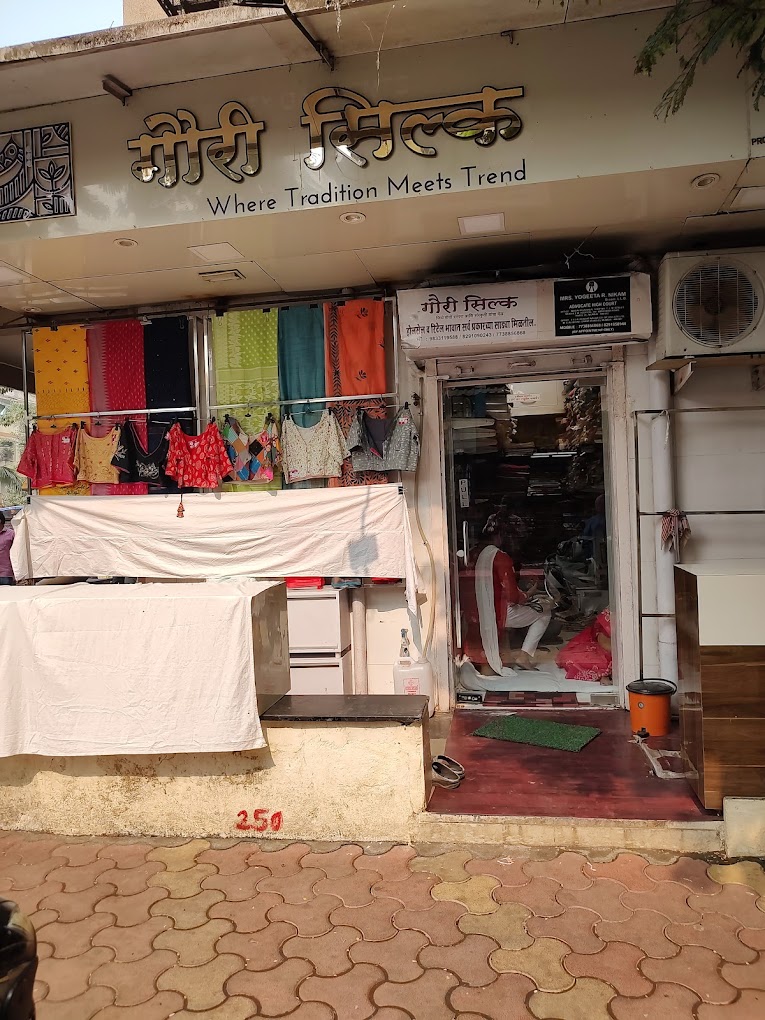 gauri silk shop